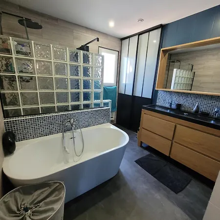 Chambres Conforts Climatisees **24 Heures Du Mans** La Suze-sur-Sarthe Exterior photo